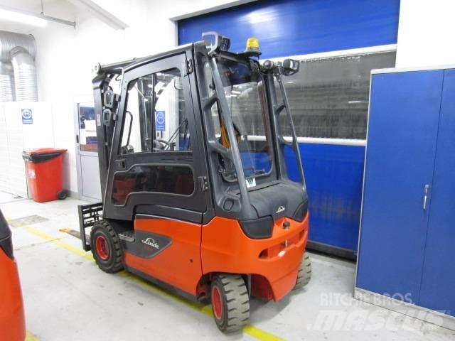 Linde E25 Akumulátorové vozíky