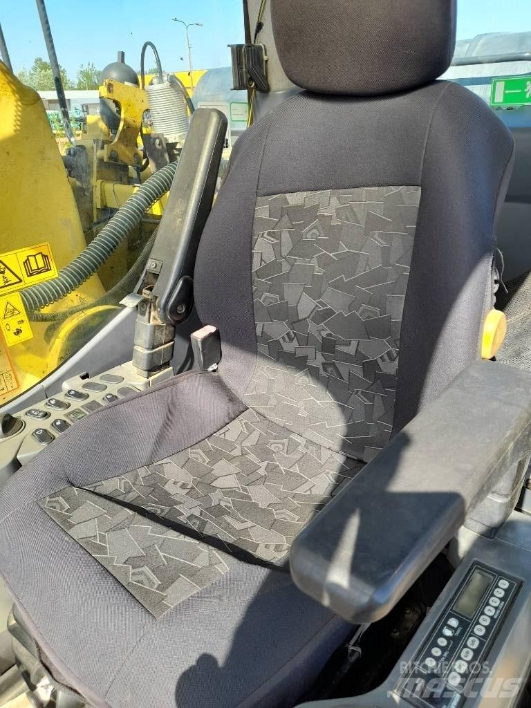 Komatsu PC 290 NLC-8 Pásová rýpadla