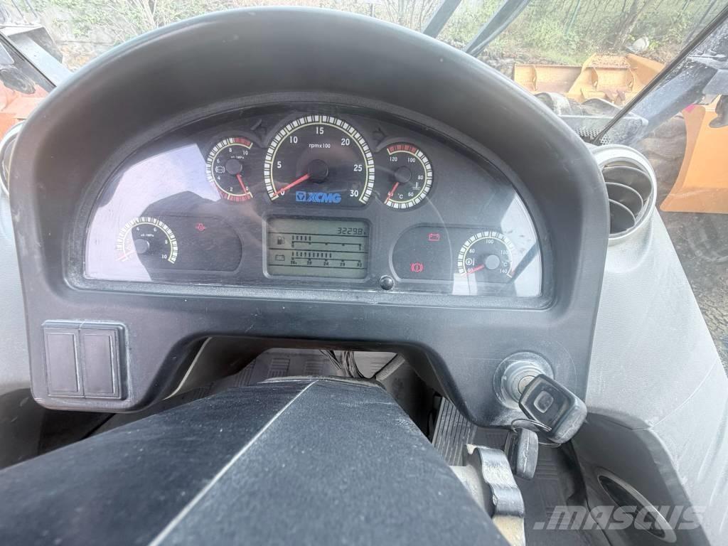 XCMG LW 550 F Kolové nakladače