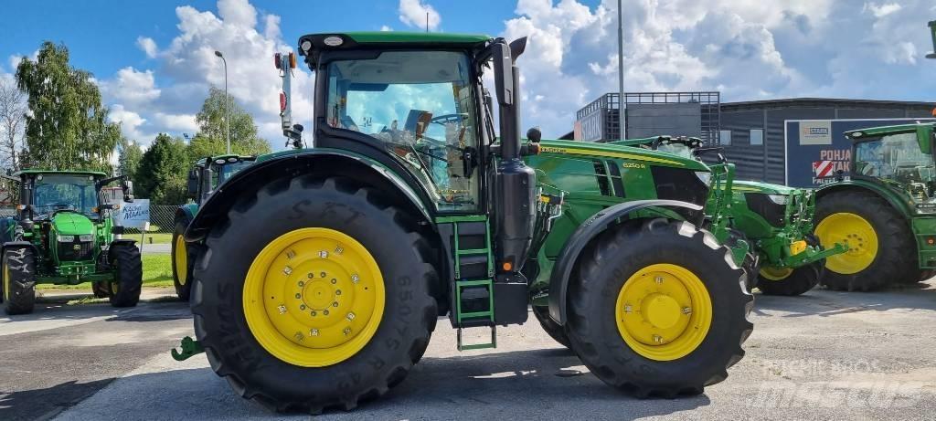 John Deere 6250 R Traktory