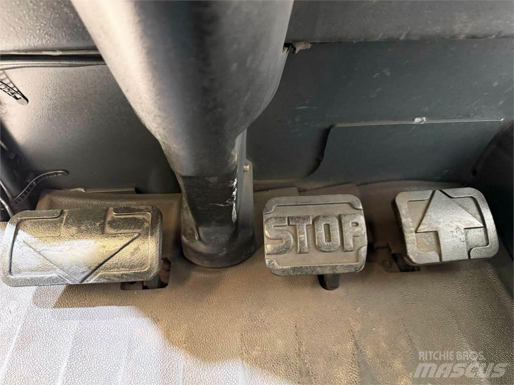 Linde E18P 02 Akumulátorové vozíky
