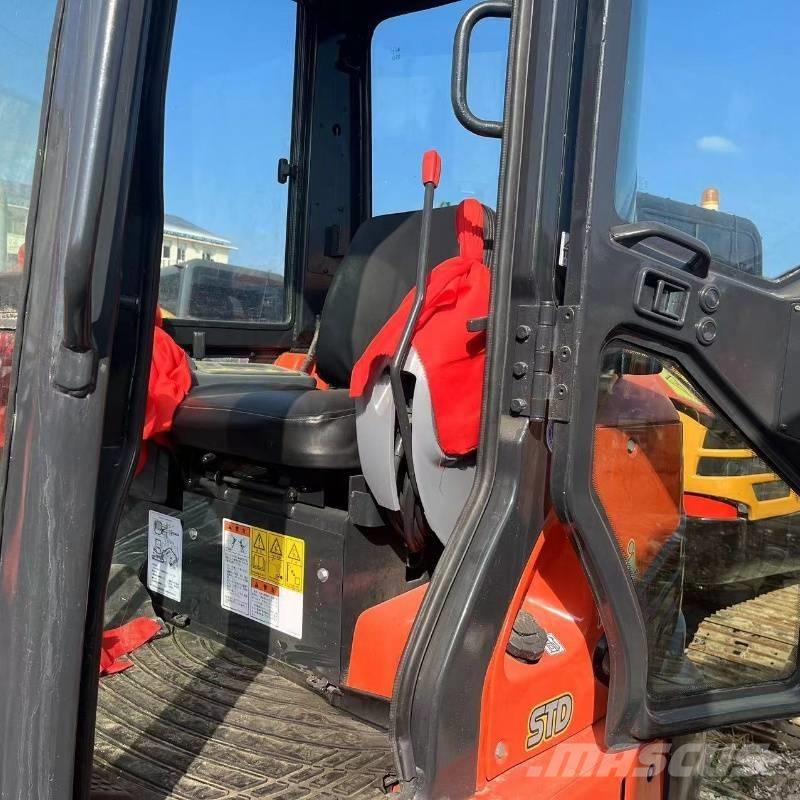 Kubota U 40 Mini rýpadla < 7t