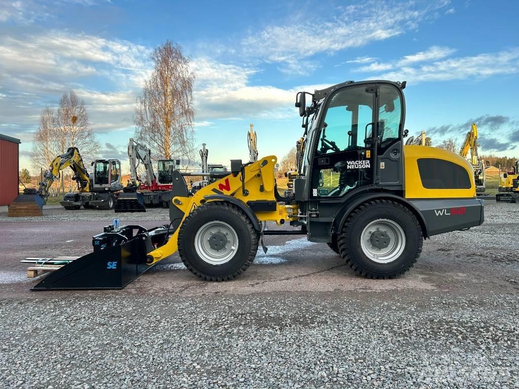 Wacker Neuson WL52 Kolové nakladače