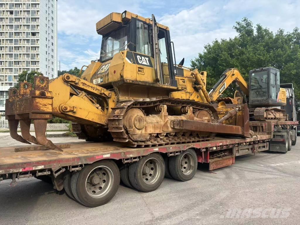 CAT D7G2 Pásové dozery