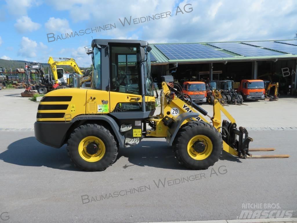 Yanmar V 80 Kolové nakladače