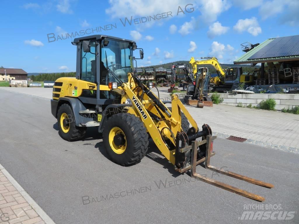 Yanmar V 80 Kolové nakladače