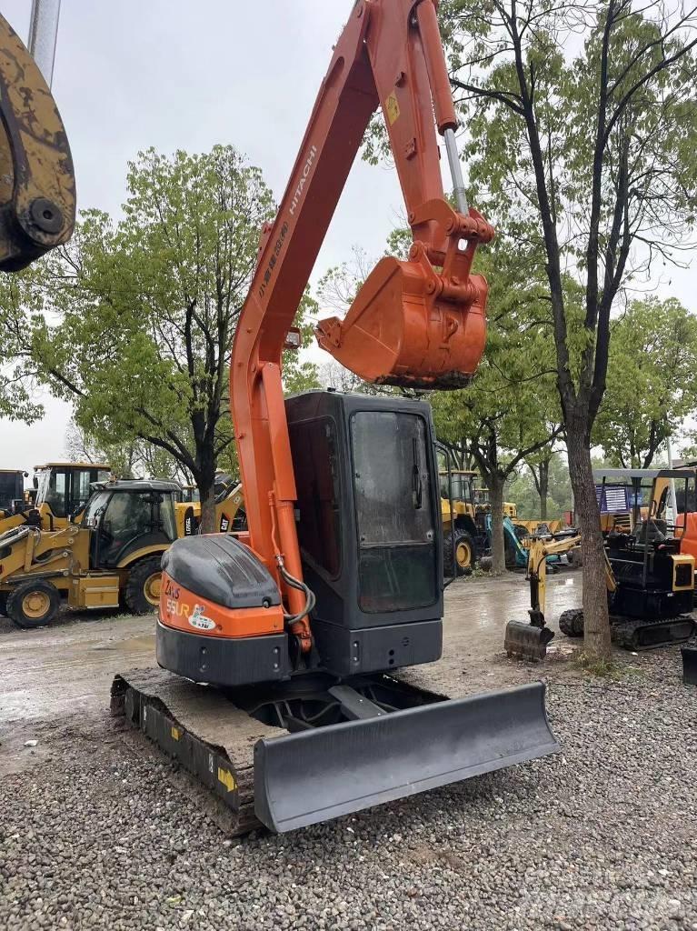 Hitachi 55 Mini rýpadla < 7t