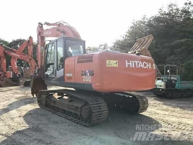 Hitachi ZX 200 Pásová rýpadla