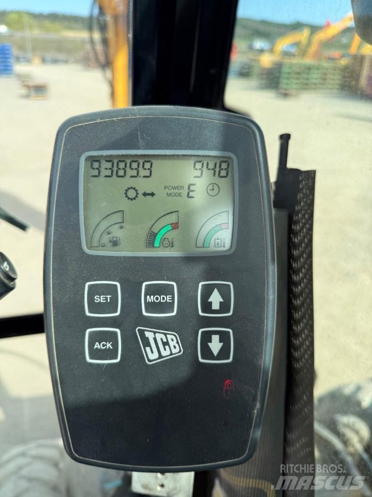JCB JS 145 W Kolová rýpadla