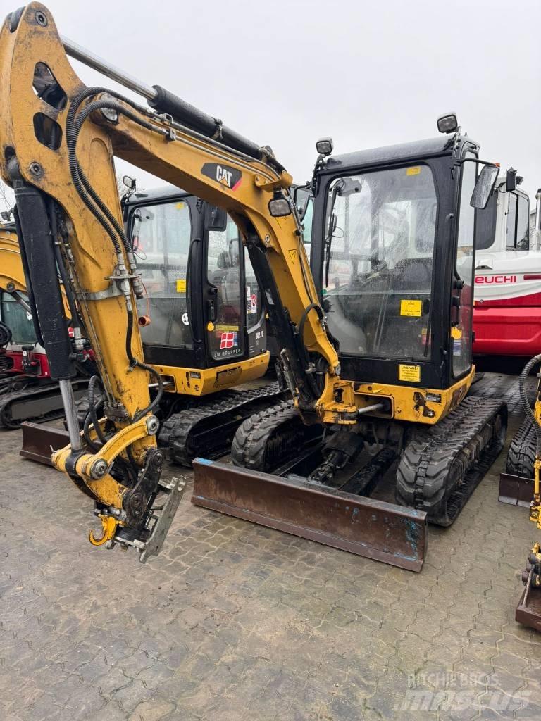 CAT 302.7 D Mini rýpadla < 7t