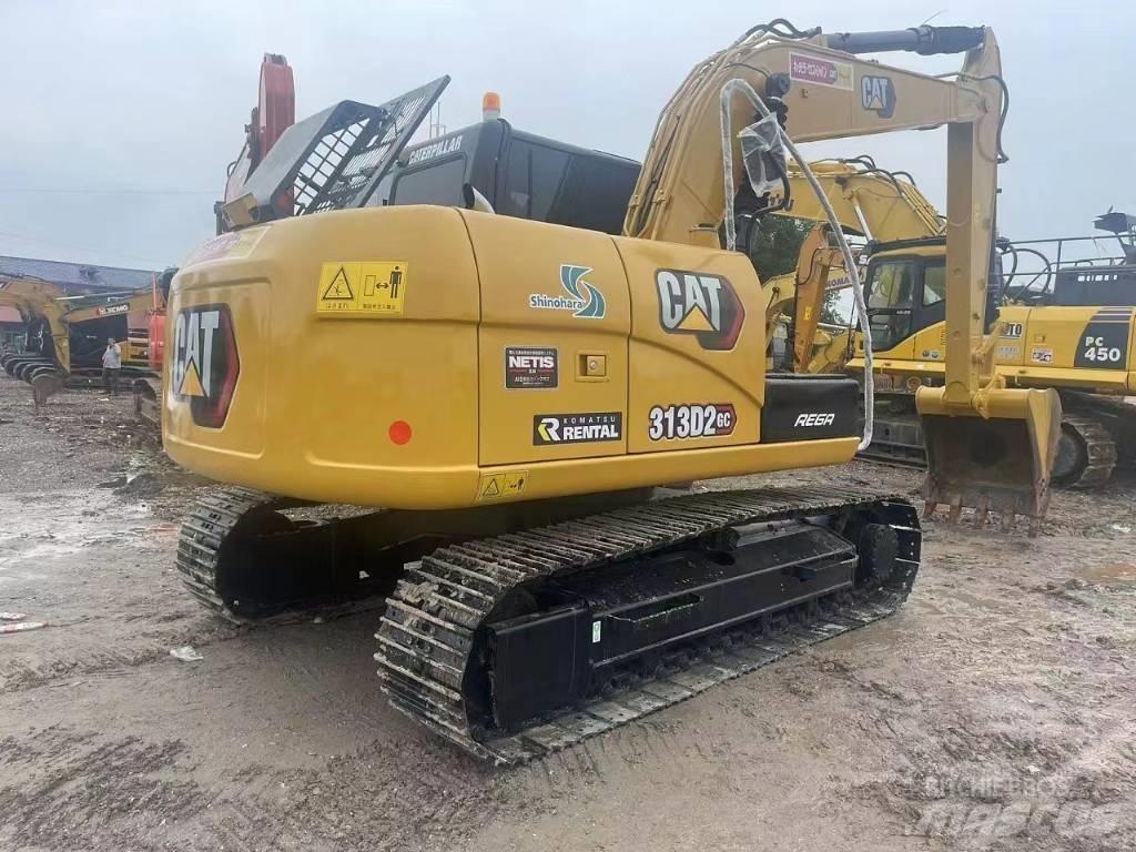 CAT 313D2GC Midi rýpadla 7t - 12t