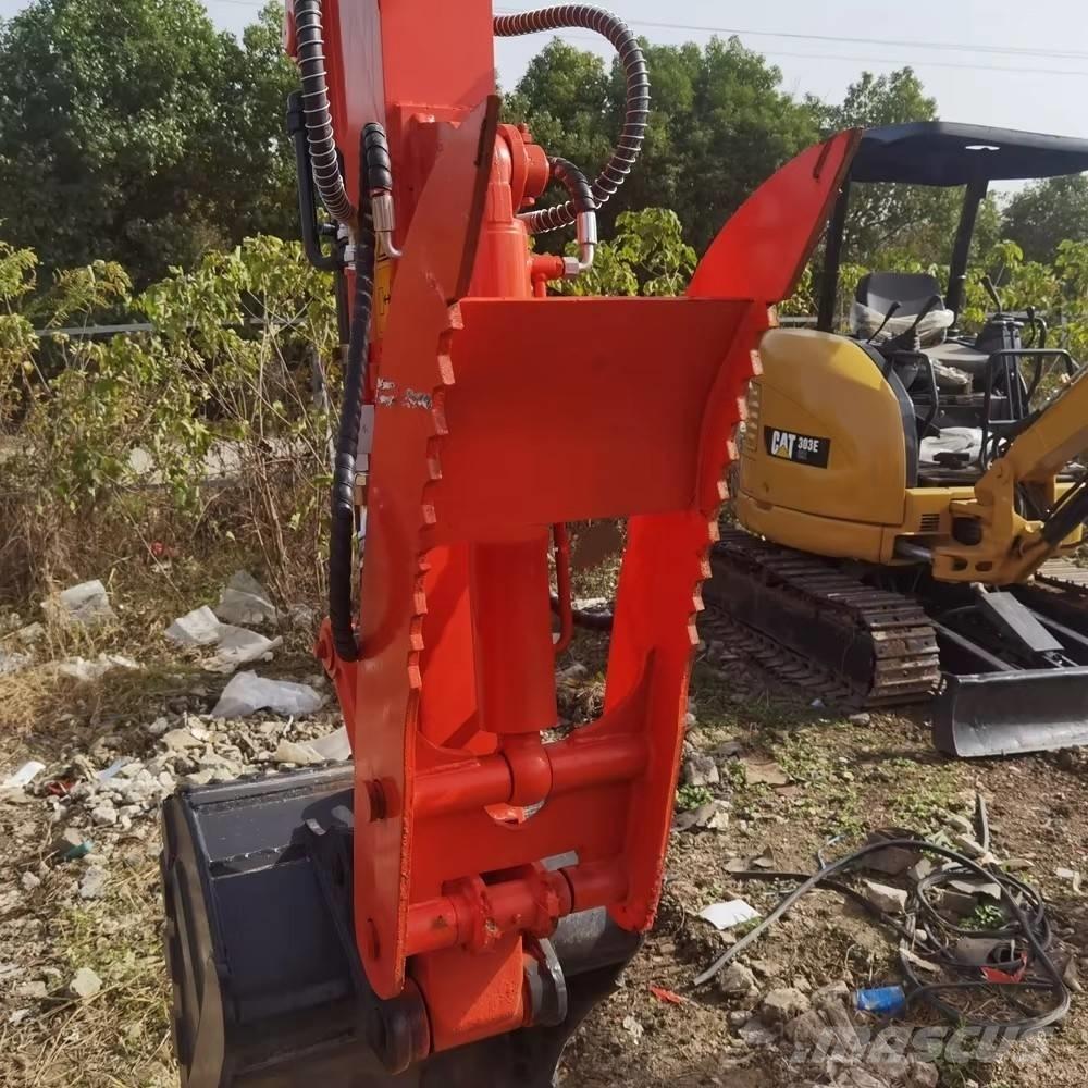 Kubota KX 155 Pásová rýpadla