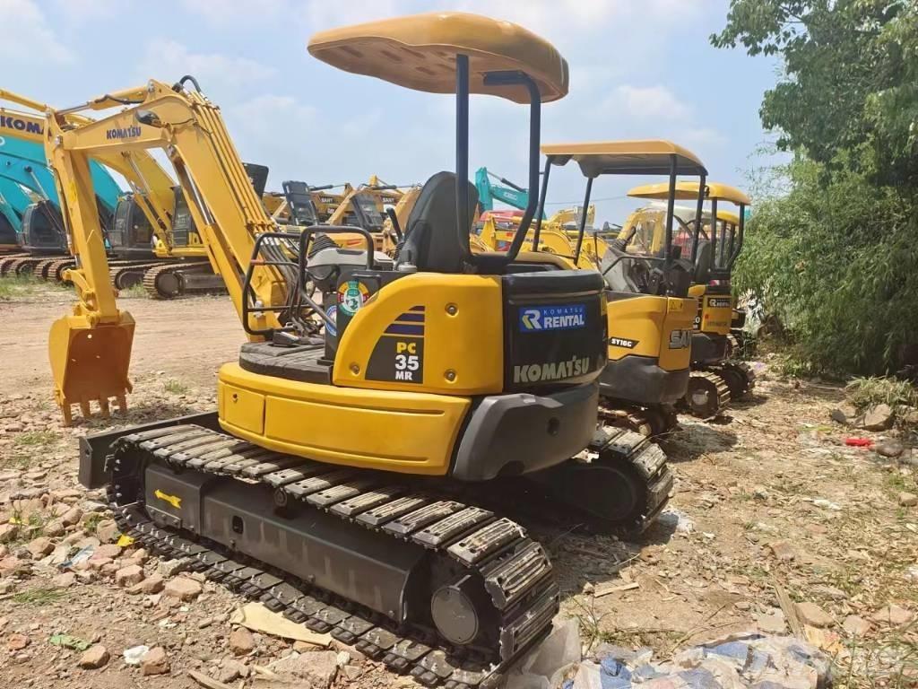 Komatsu PC35 Pásová rýpadla