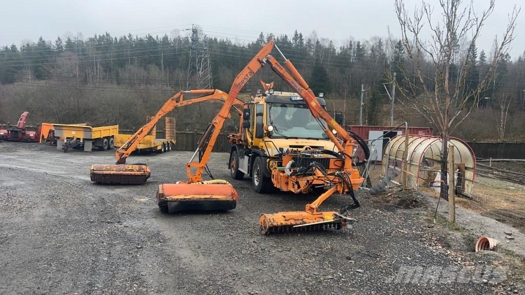 Unimog U427 Komunální / Multi-užitková vozidla