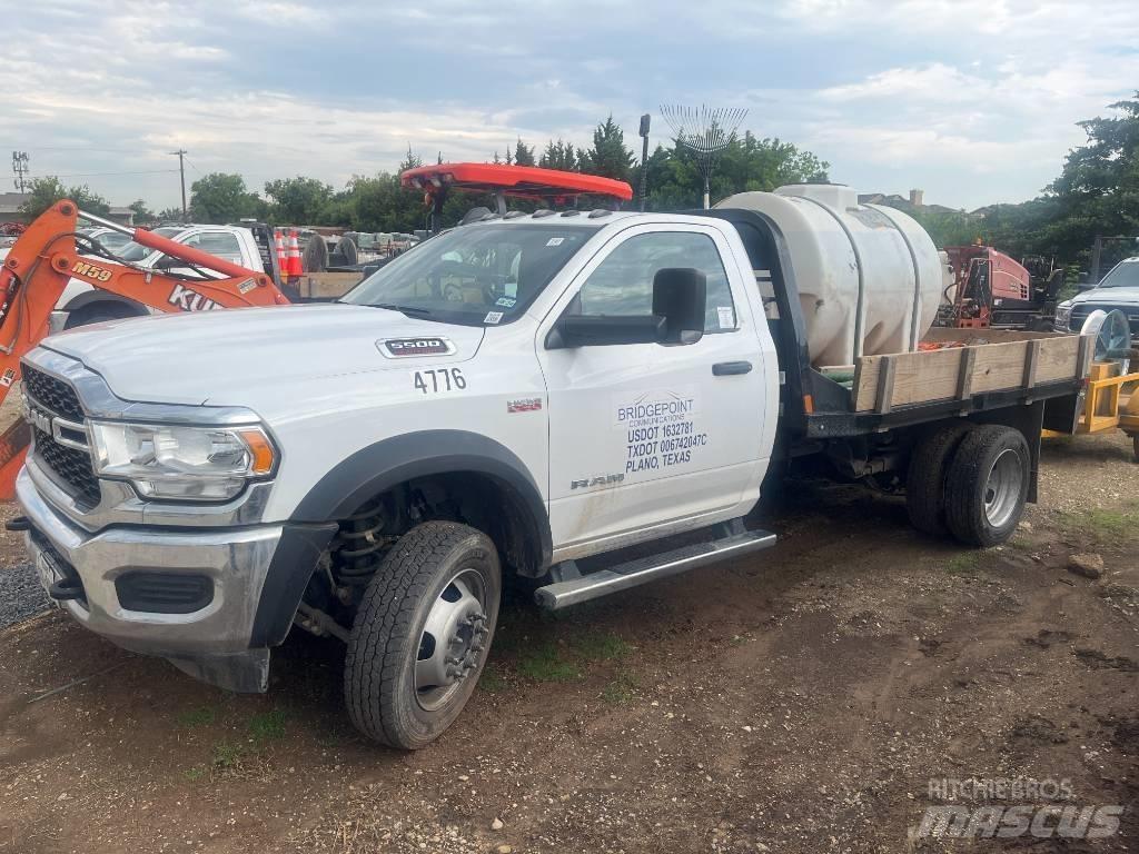 RAM 5500 Valníky/Sklápěcí bočnice
