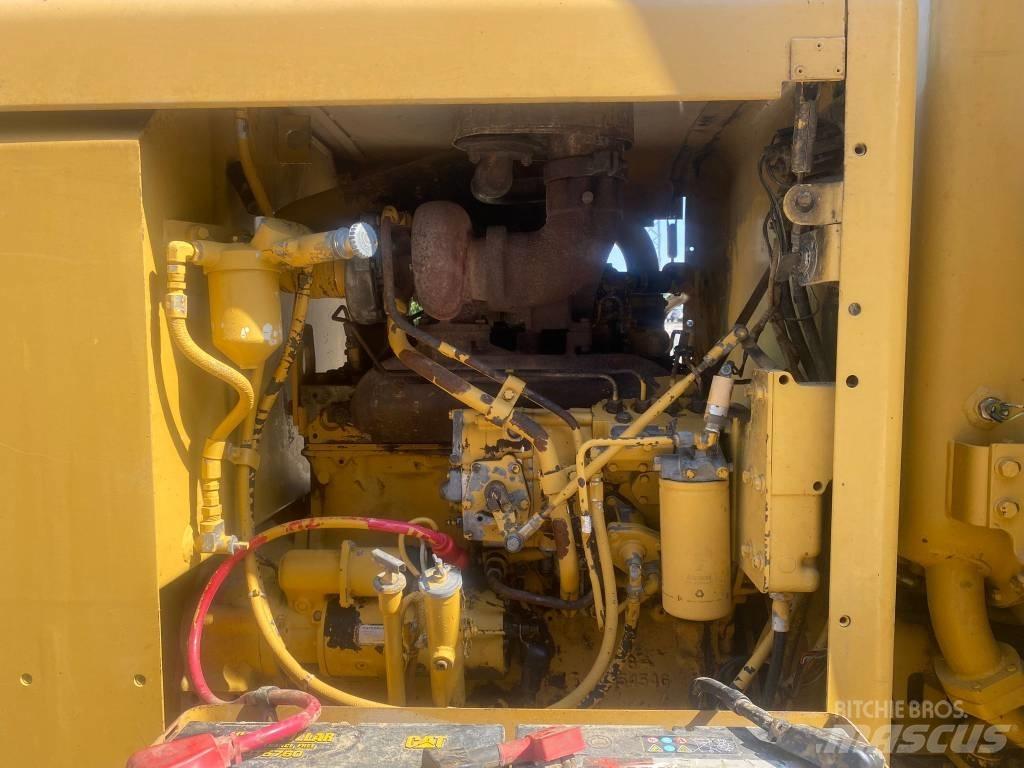 CAT 120 G Grejdry