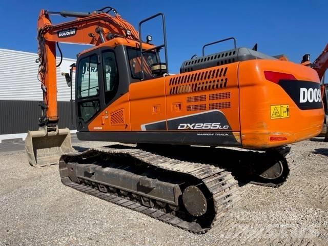 Doosan DX255LC-5 Pásová rýpadla