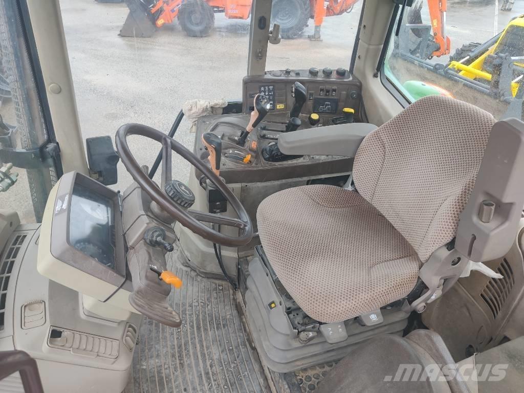 John Deere 6220 Traktory