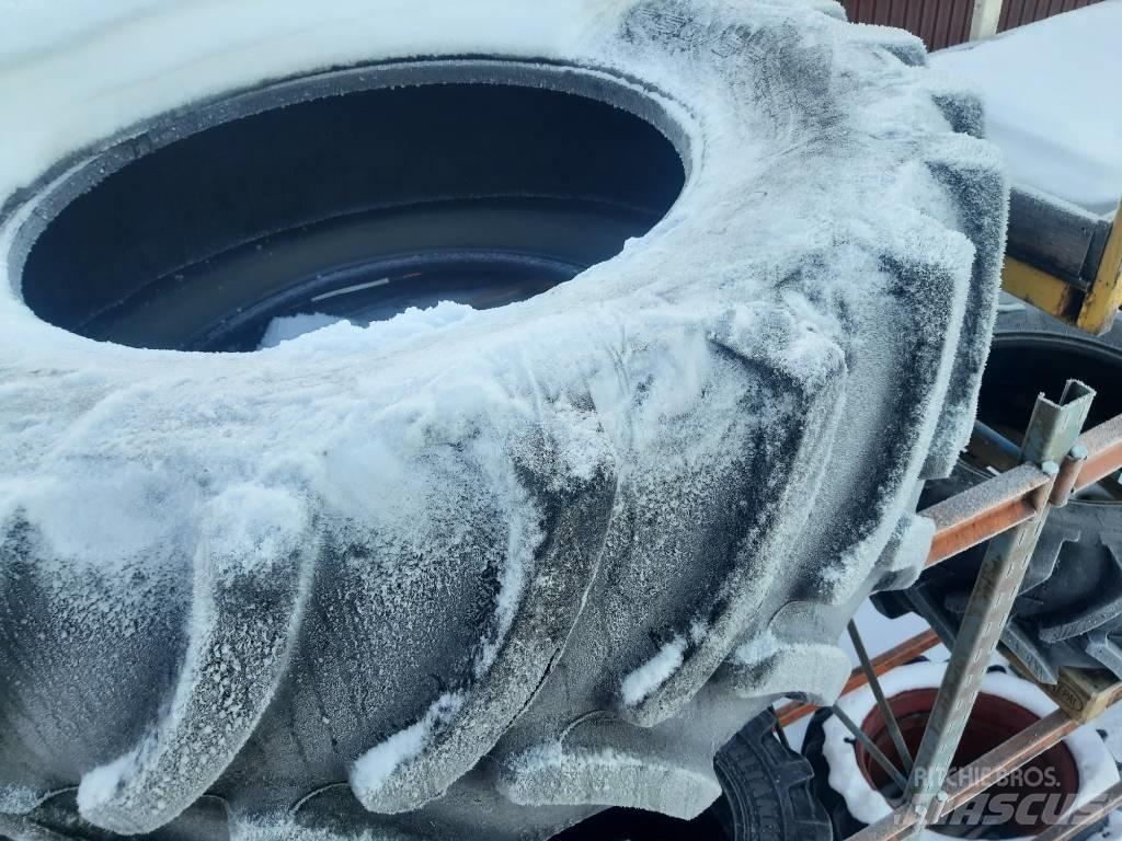 Firestone 650/65R38 Pneumatiky, kola a ráfky