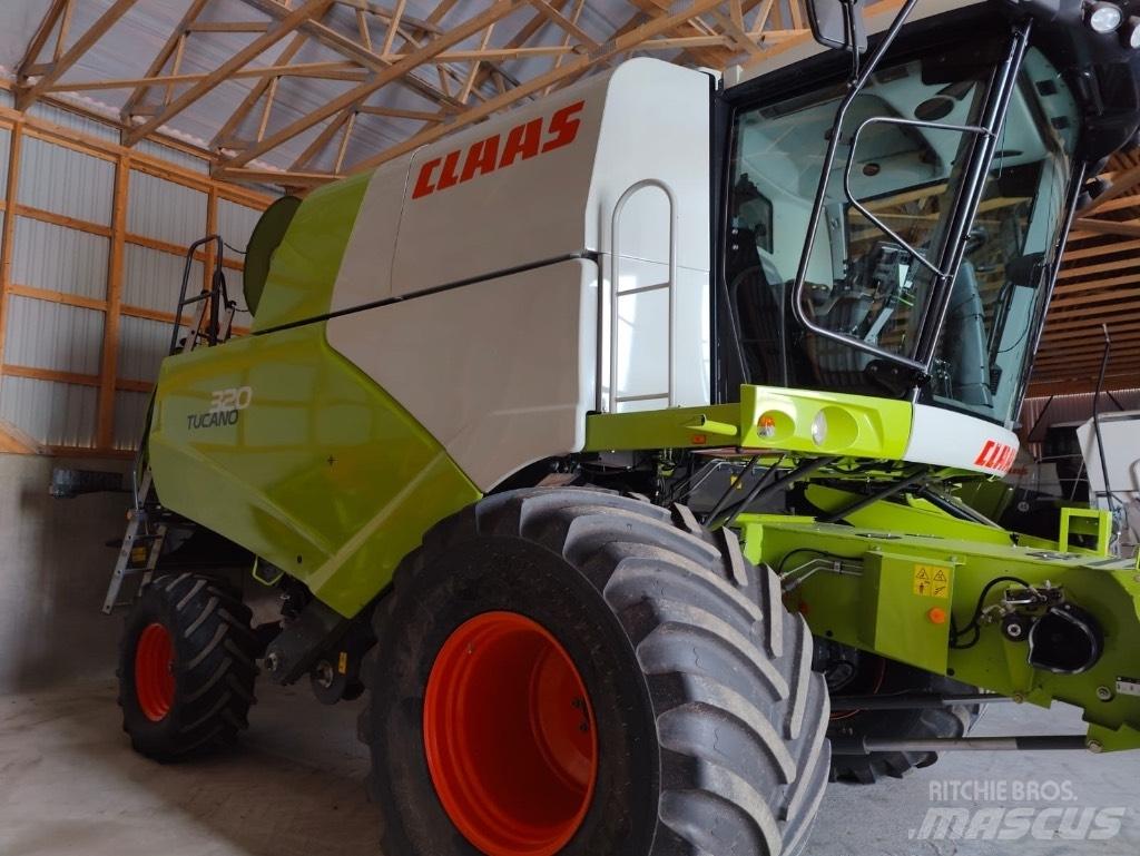 CLAAS Tucano 320 Sklízecí mlátičky