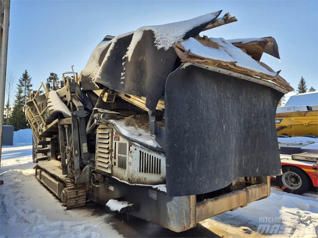 Metso ST 272 Mobilní třídiče