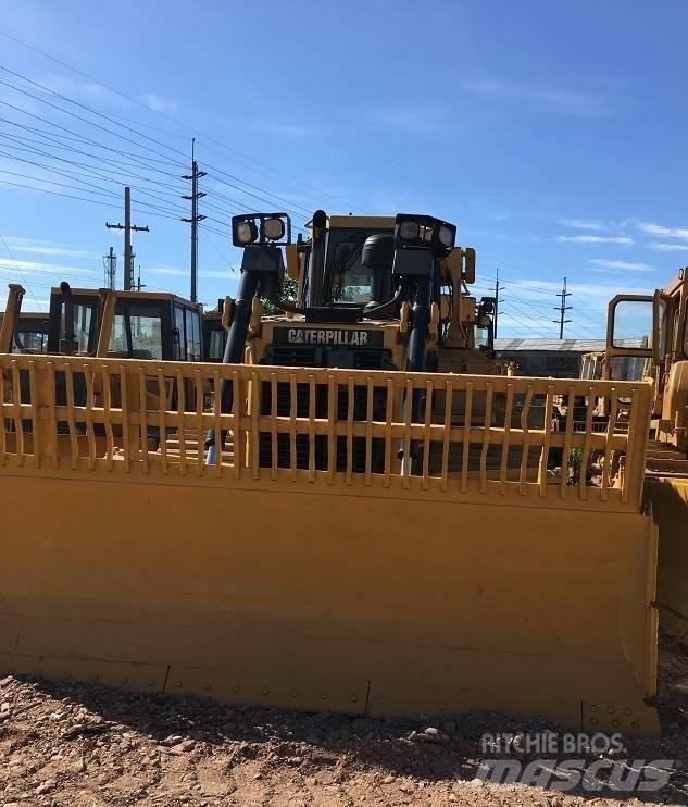 CAT D6R Pásové dozery