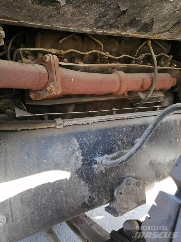 Tadano TL 300 E Jeřáby pro těžký terén