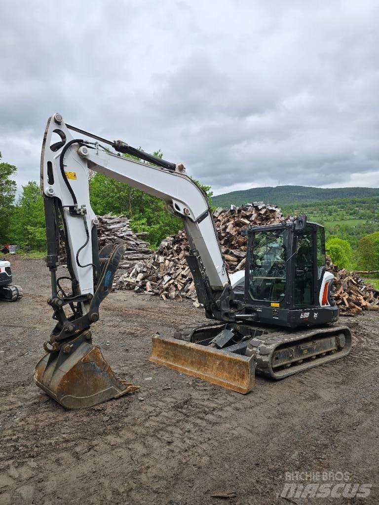 Bobcat E 88 R2 Pásová rýpadla