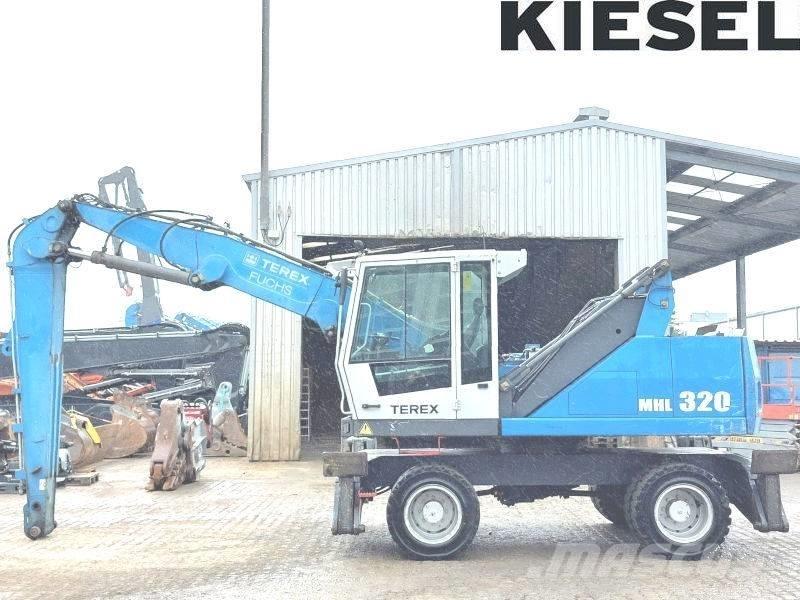 Fuchs MHL 320 D Stroje pro manipulaci s odpadem