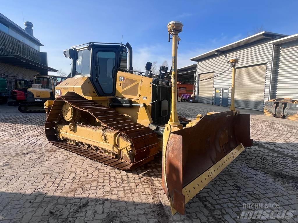CAT D5-17 LGP Pásové dozery