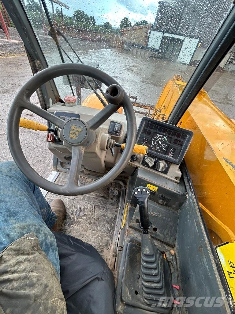 JCB 530-70 Teleskopické manipulátory