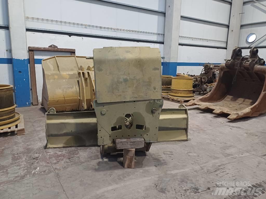 Volvo EW 180 D Radlice