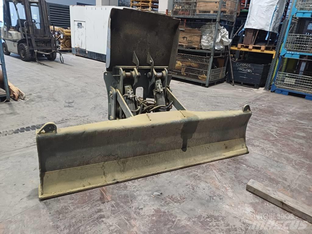 Volvo EW 180 D Radlice