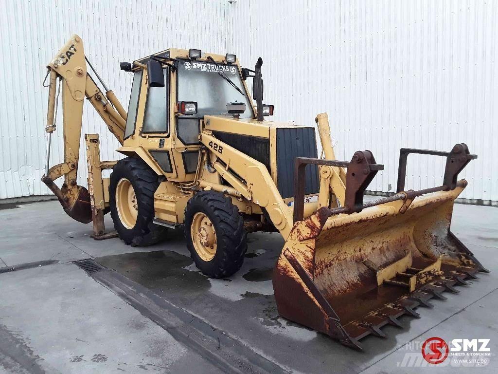 CAT 428 Rýpadlo-nakladače