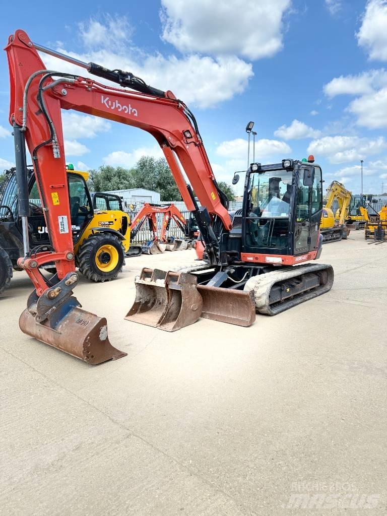 Kubota KX 080-4 Midi rýpadla 7t - 12t