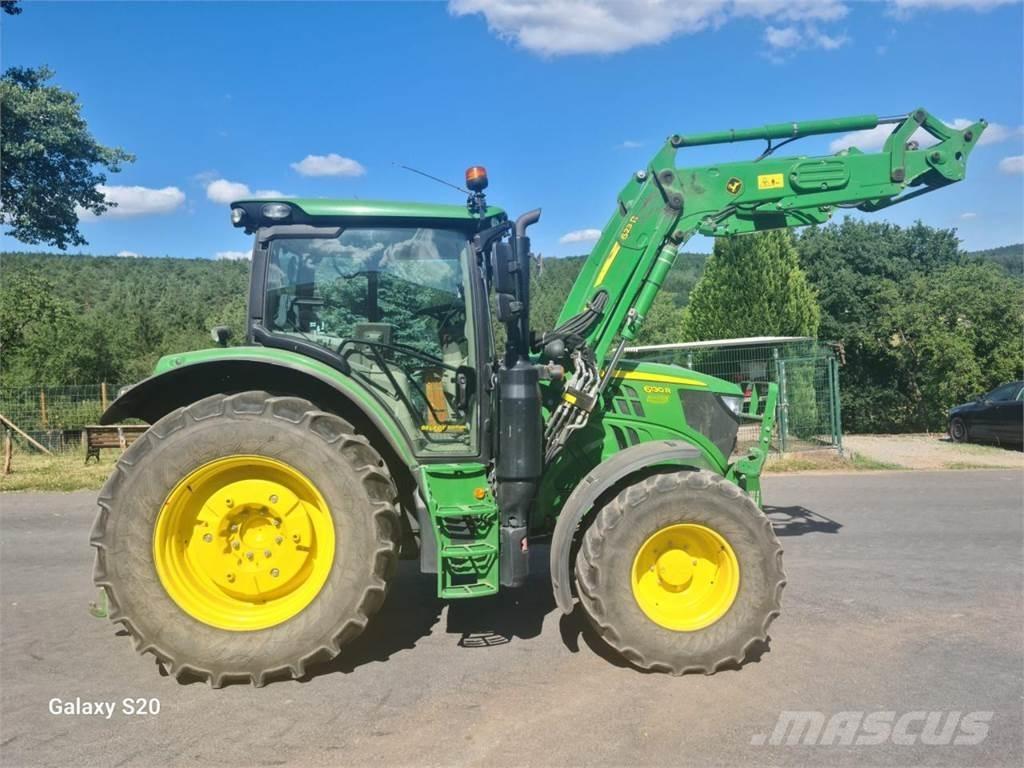 John Deere 6130R Traktory
