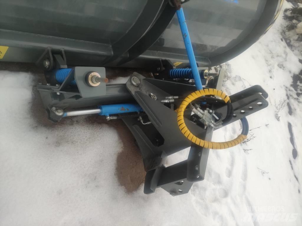 Snowek AA320 Sněžné pluhy, přední sněhové radlice