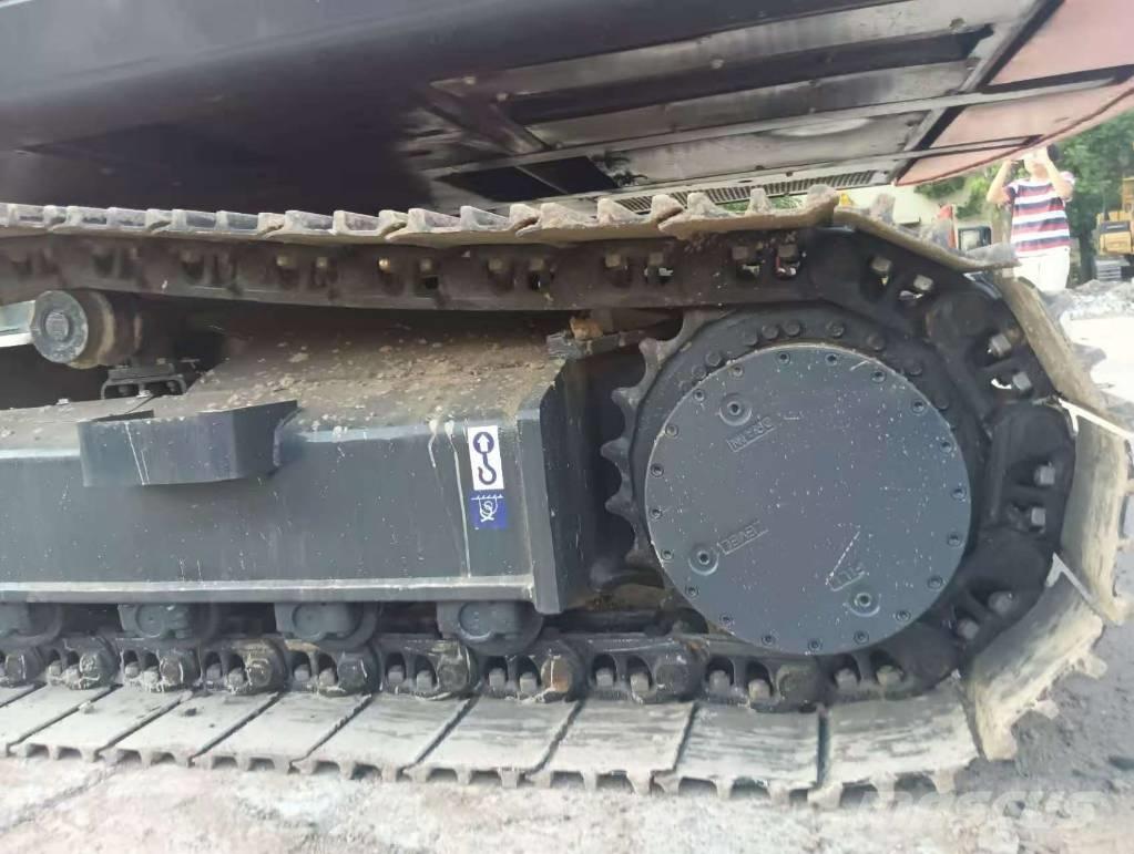 Doosan DX 225 LCA Pásová rýpadla