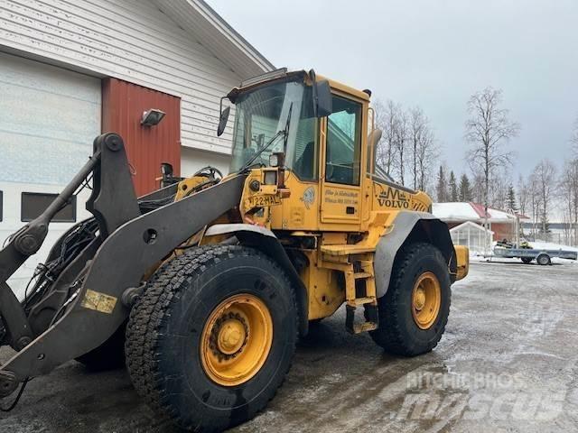 Volvo L90E Kolové nakladače