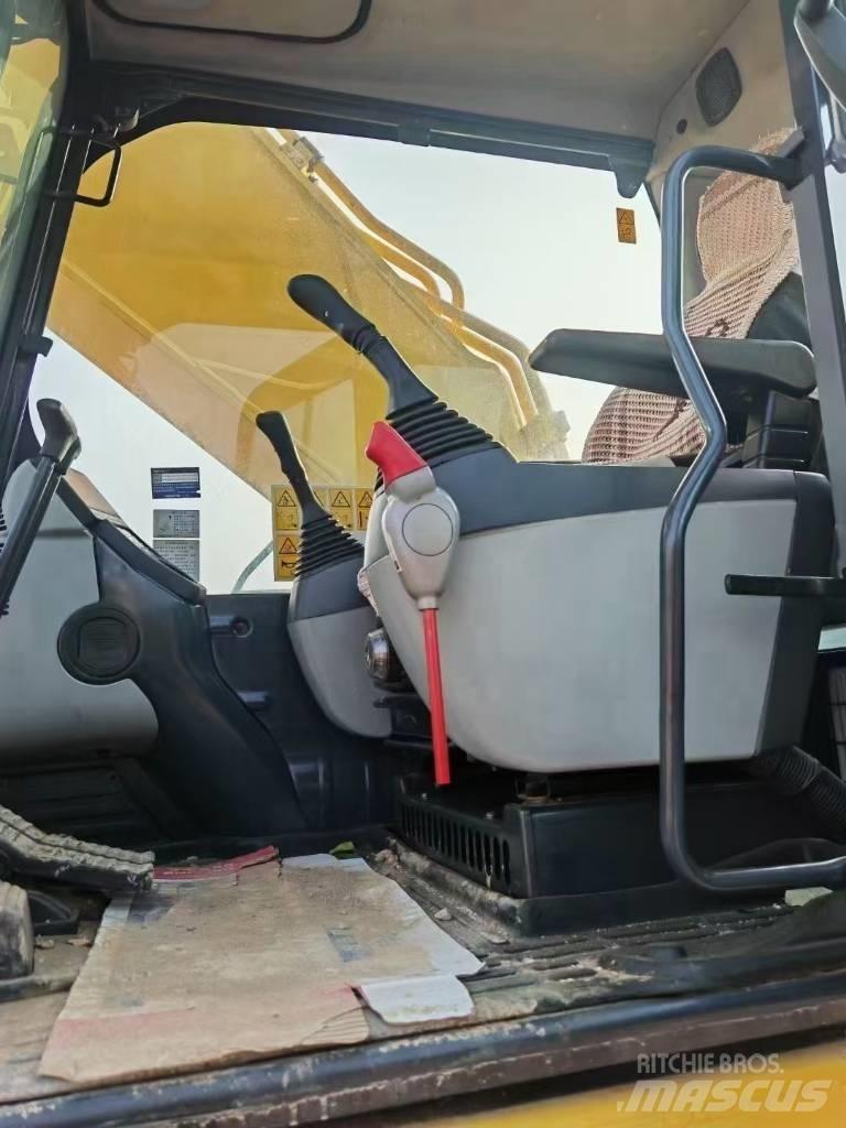 Komatsu 400-8R Pásová rýpadla
