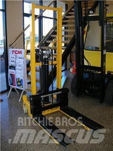 Intradin WH7600 Zametací stroje