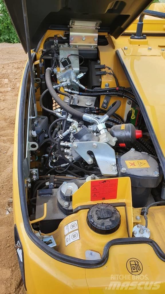 Komatsu PC88 MR-11E0 Midi rýpadla 7t - 12t