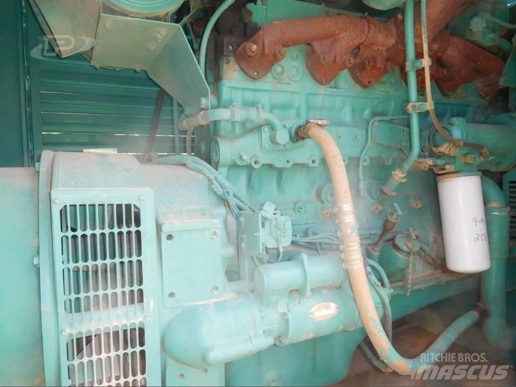 Onan 300 KW Naftové generátory