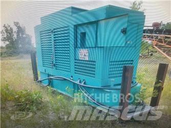 Onan 300 KW Naftové generátory