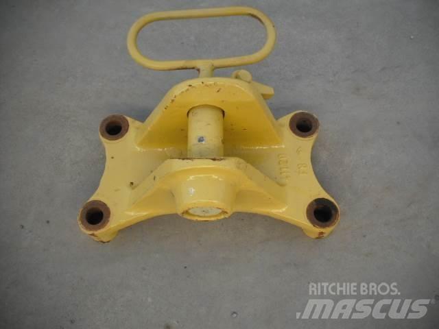 Komatsu D51 Pásové dozery