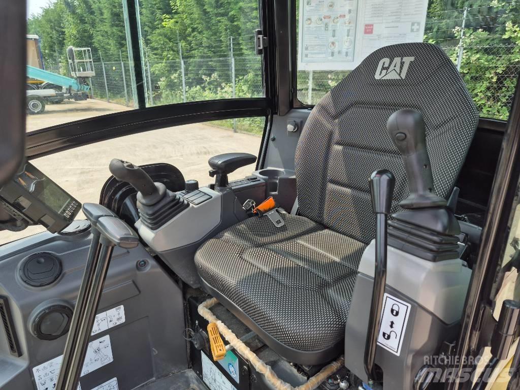 CAT 301.8 Mini rýpadla < 7t