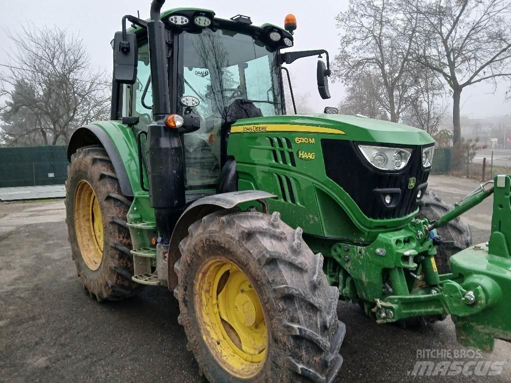 John Deere 6130M Traktory