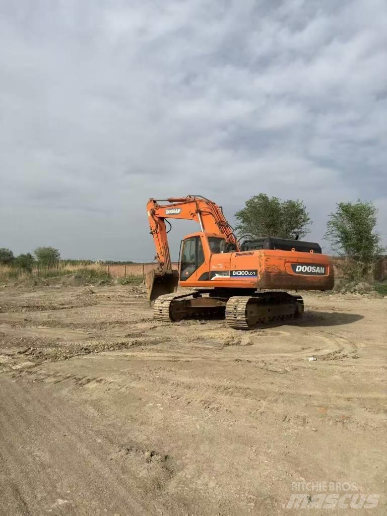 Doosan DH 300 LC-7 Pásová rýpadla
