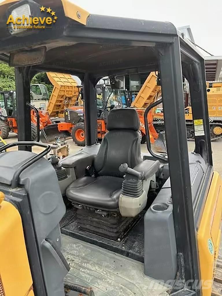 CAT D 3 K 2 Pásové dozery