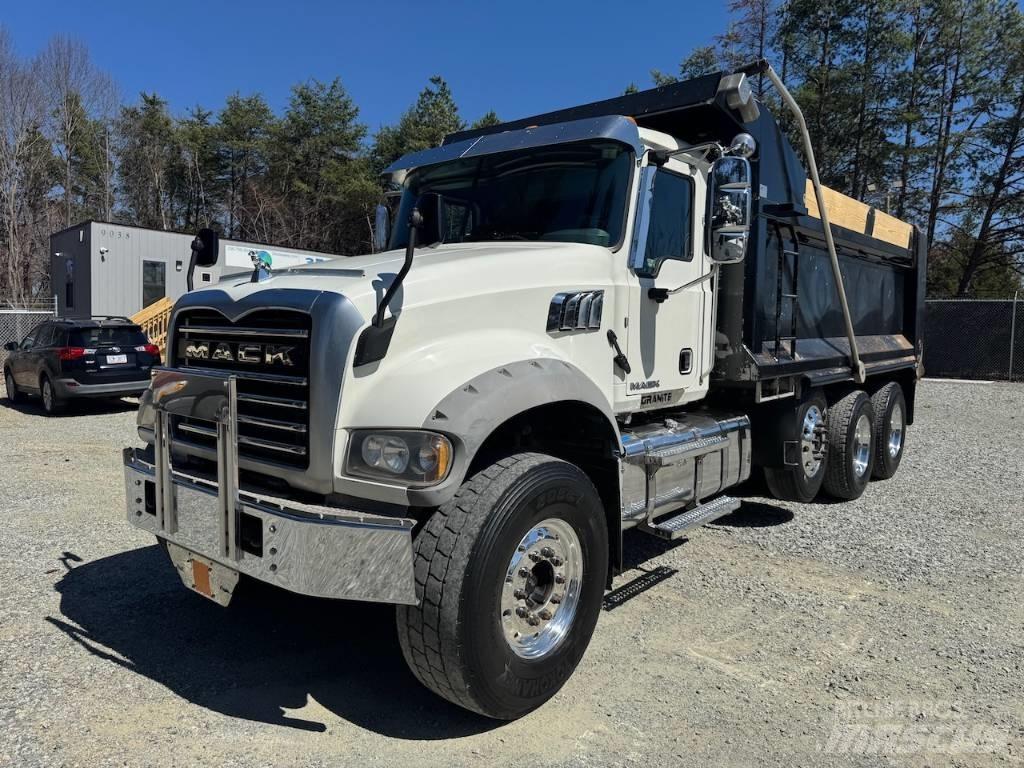 Mack Granite GU 433 Sklápěče